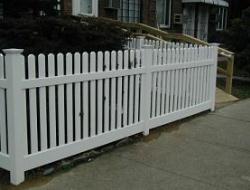 Vinyl Dog-Eared Picket Fence Installation Minneapolis, Minnesota