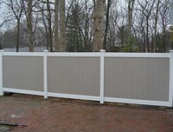 Clay privacy vinyl fence installation Stillwater, Minnesota